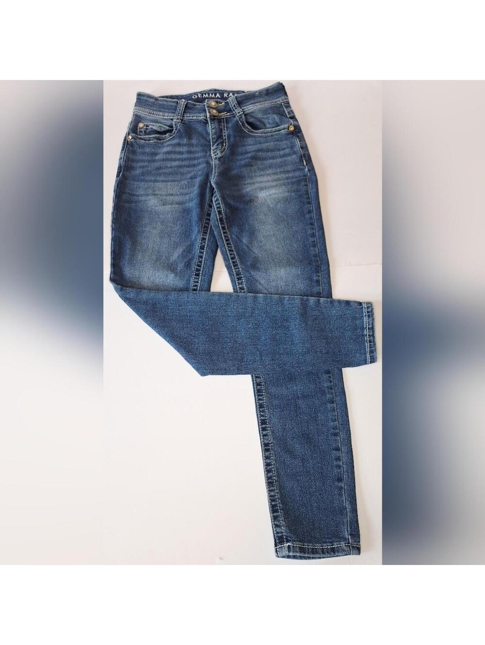 Gemma Rae Blue Denim Jeans With Jewels And Dreamcatcher Embroidery - 3/26